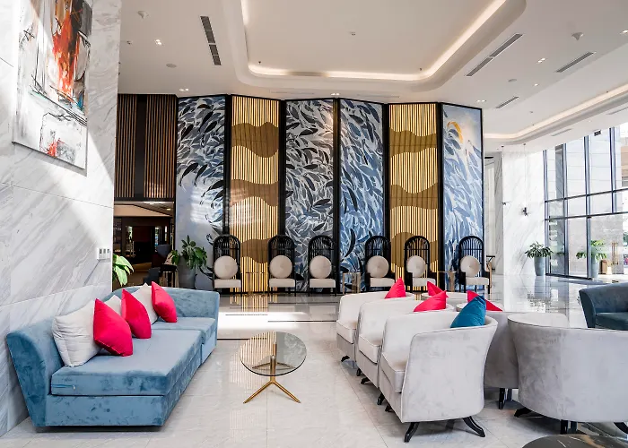 Ramada & By Wyndham Bay View Hạ Long