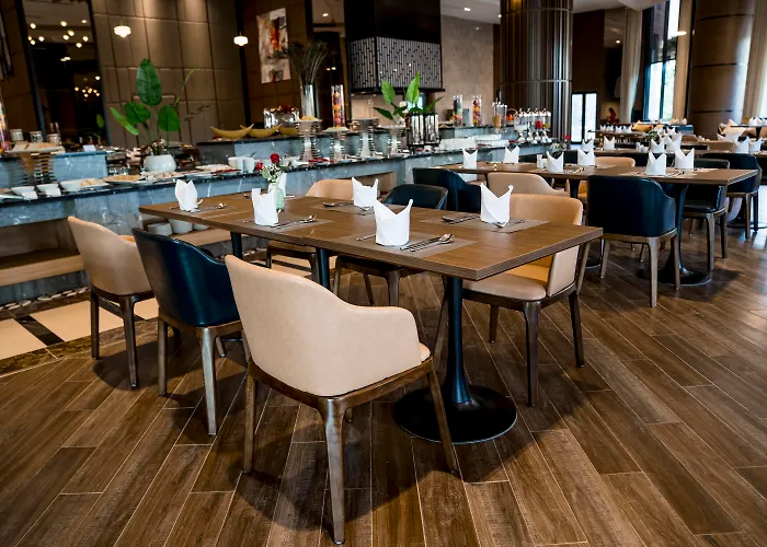 Ramada & By Wyndham Bay View Khách sạn hẻo lánh