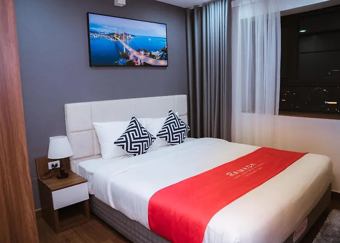 Ramada & By Wyndham Bay View