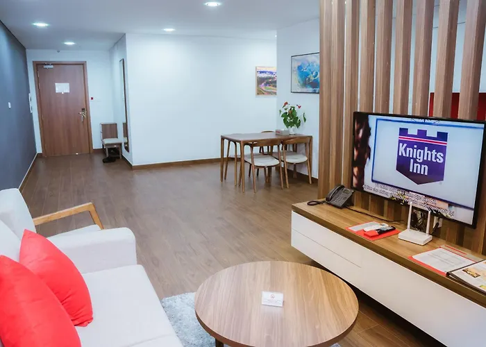 Khách sạn hẻo lánh Ramada & By Wyndham Bay View Hạ Long